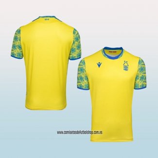 Segunda Camiseta Nottingham Forest 22-23