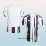 Authentic Primera Camiseta Juventus 25-26
